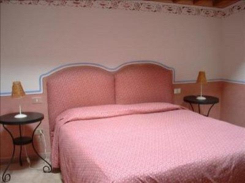 Villa Ulivi Florenz Zimmer foto
